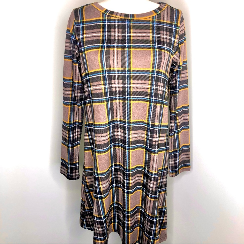 💥PRICE⬇️Korsis Plaid Flannel Size Large Asymmetric Dress